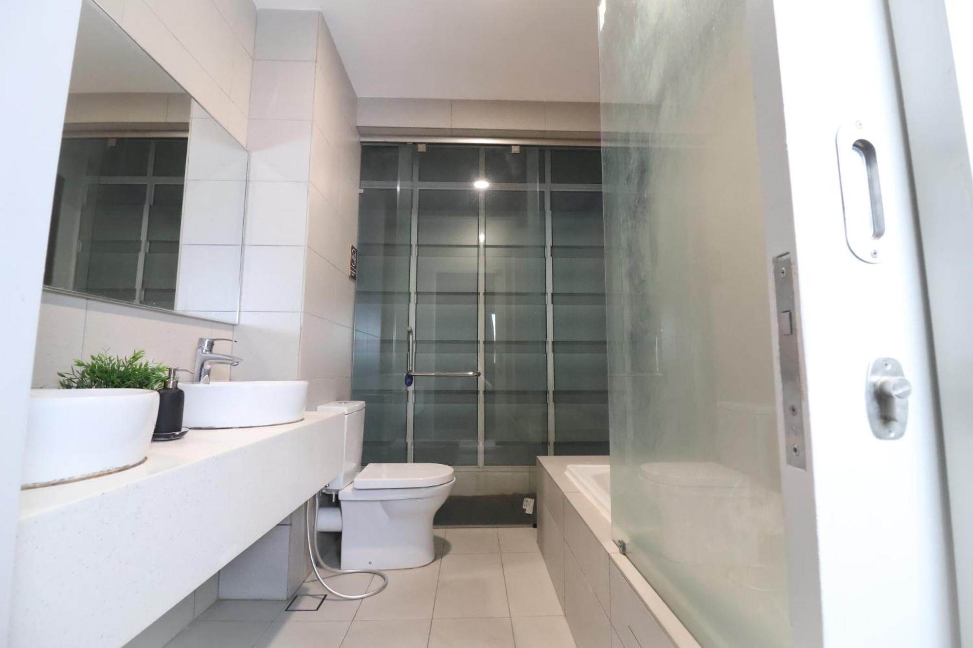 Luxury 2-Storey Terrace House Near Ioi City Mall Putrajaya Buitenkant foto